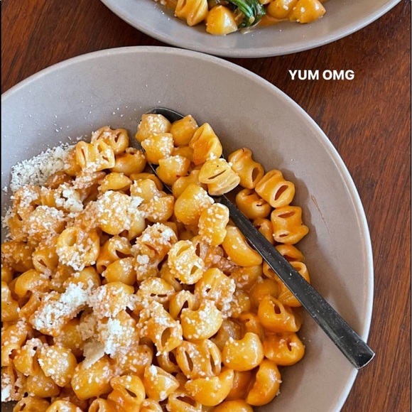 Meet your Posher, Hasina - Picture 1 of 1